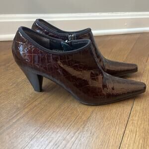Aquatalia Ankle Heel Booties Brown Croc Embossed Patent Leather Size 6